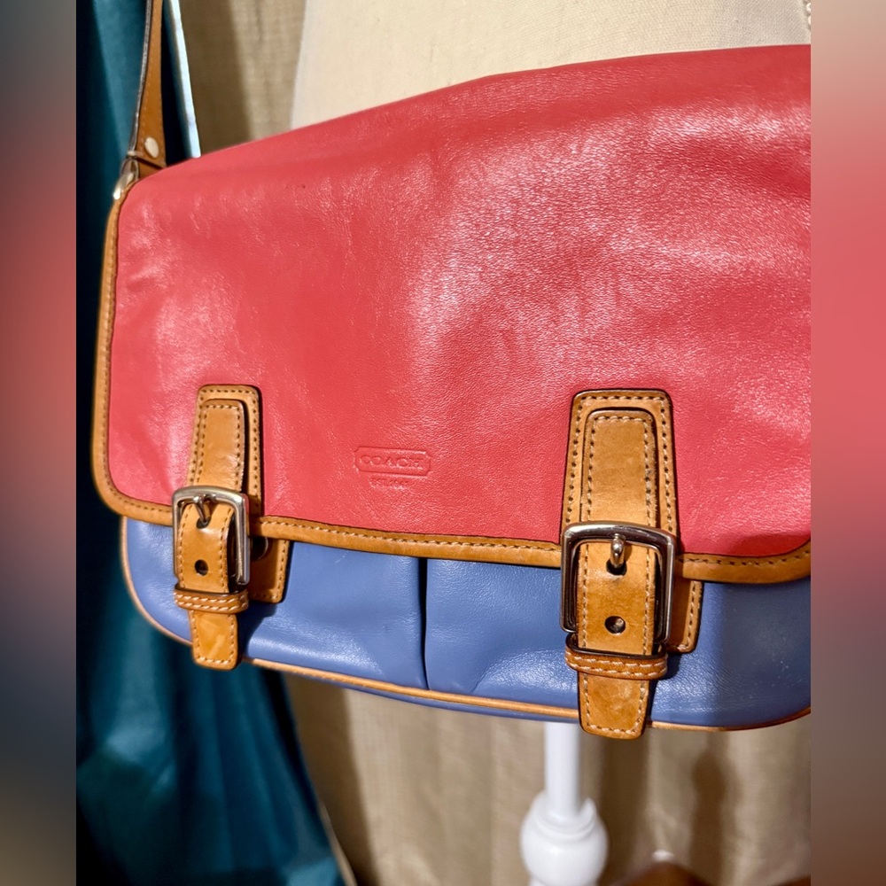 Women's Coach Reserve  Colorblock Crossbody Bag magnetic closure excellent shape - Picture 4 of 16